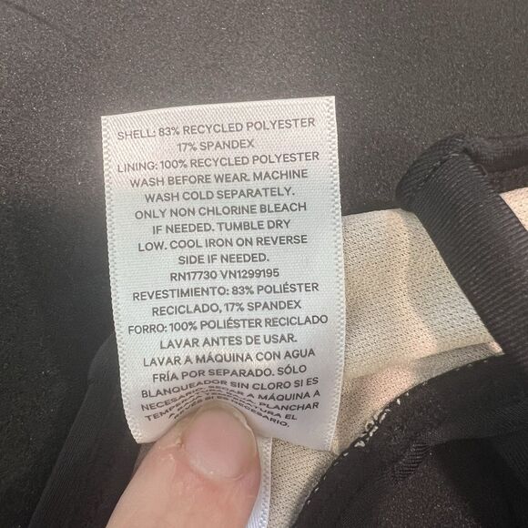 Art Class Black Bikini Top with adjustable straps, size xs (4/5) - Picture 5 of 5